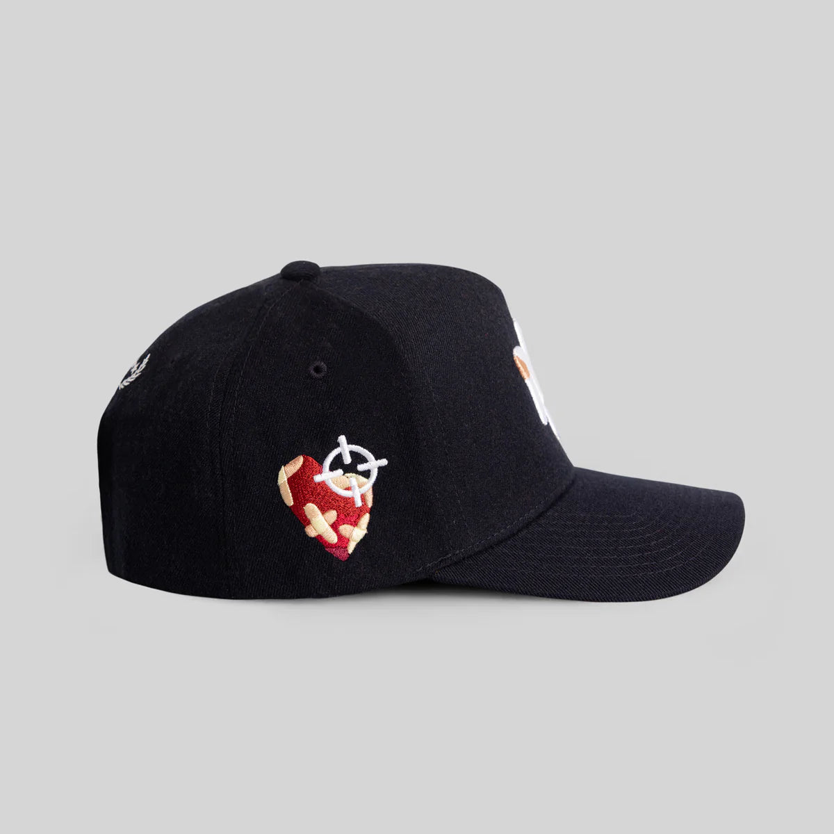 THE NEW YANKEE (DEEP NAVY BLUE RED HEART)