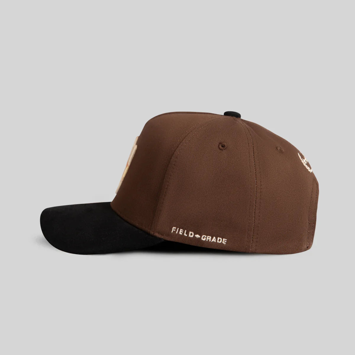 THE NEW YANKEE (BROWN / BLACK)