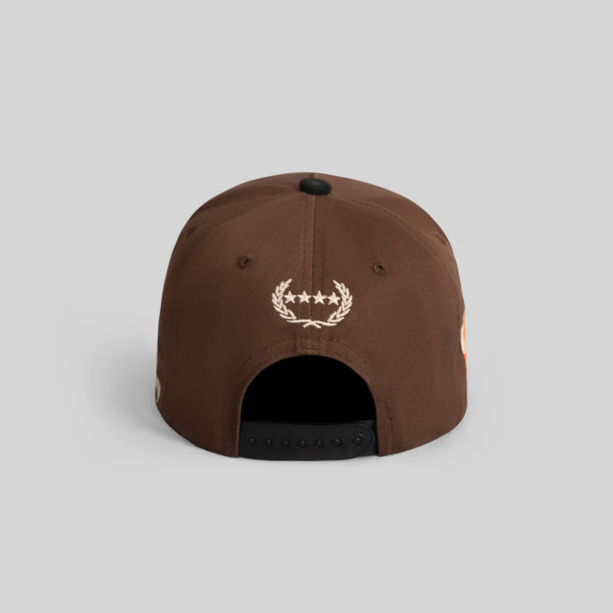 THE NEW YANKEE (BROWN / BLACK)