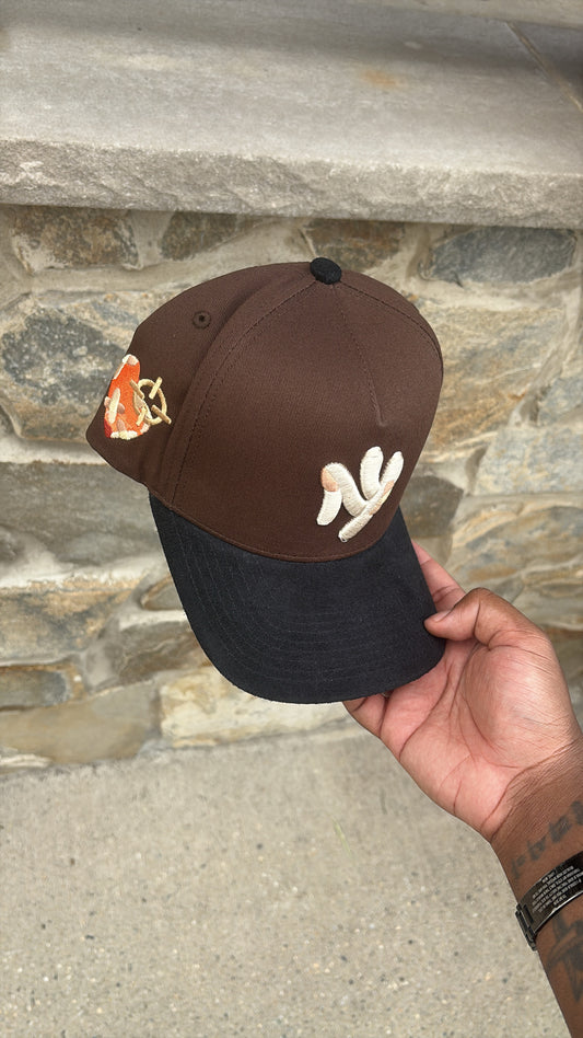 THE NEW YANKEE (BROWN / BLACK)