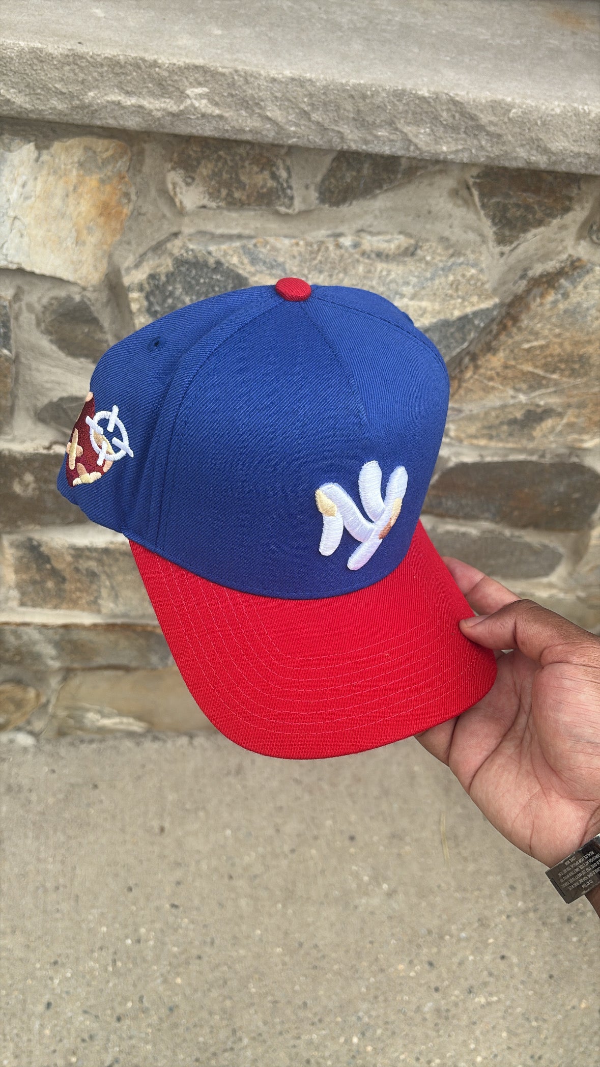 THE NEW YANKEE (RED/BLUE)
